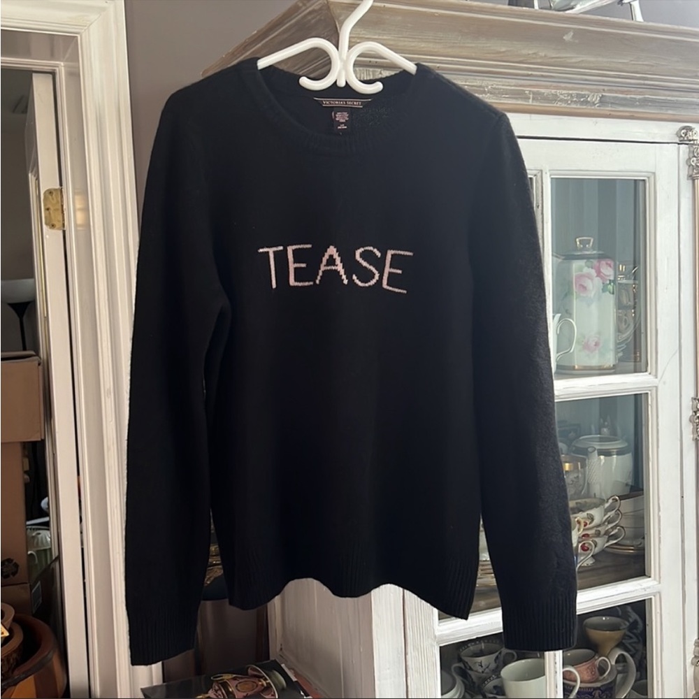 NWOT VICTORIA’S SECRET Cashmere Sweater, L